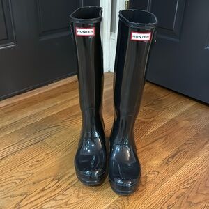 Black tall, Hunter rain boots like new
